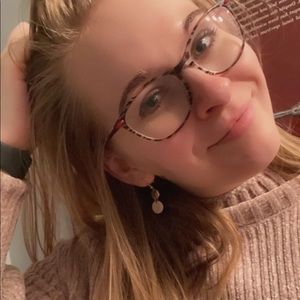 Meet your Posher, Kendra